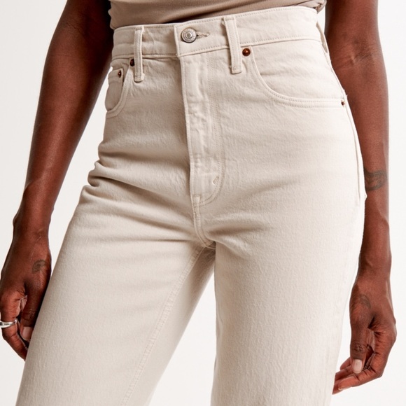 Abercrombie Ultra High Rise 90s Straight Jean in Stone - Picture 3 of 12